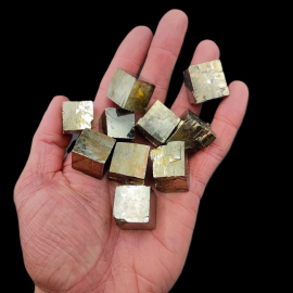 Piryt - Pojedyncza Kostka 1,8 - 2,3cm 33g. - Hiszpania
