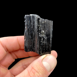 Turmalin Czarny - Szerl - Bryłka 80g. 5 x 3,5 x 2cm