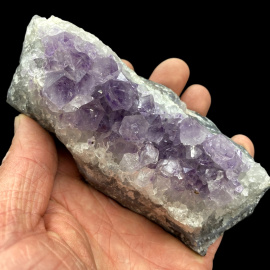 Ametyst na chalcedonie z kryształem górskim – Urugwaj 480g. 14 x 5cm