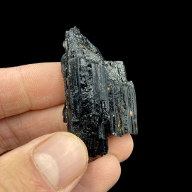 Turmalin Czarny (Szerl) - Naturalny kryształ 32g. 5 x 2,9 x 1,6 cm