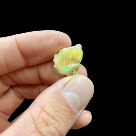 Opal Szlachetny z Etiopii - 2,49 g  / 12,5 ct