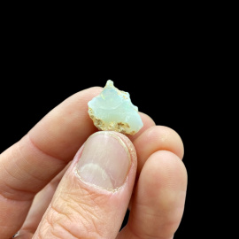Opal Szlachetny z Etiopii - 1,95 g  / 9,75 ct