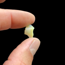 Opal Szlachetny z Etiopii - 0,8 g  / 4 ct