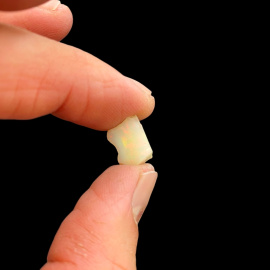 Opal Szlachetny z Etiopii - 1,4 g  / 7 ct